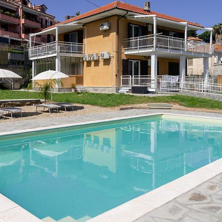 Il Gattino Di Porto - Apt 3 - Monolocale Veranda Piscina Імперія Екстер'єр фото