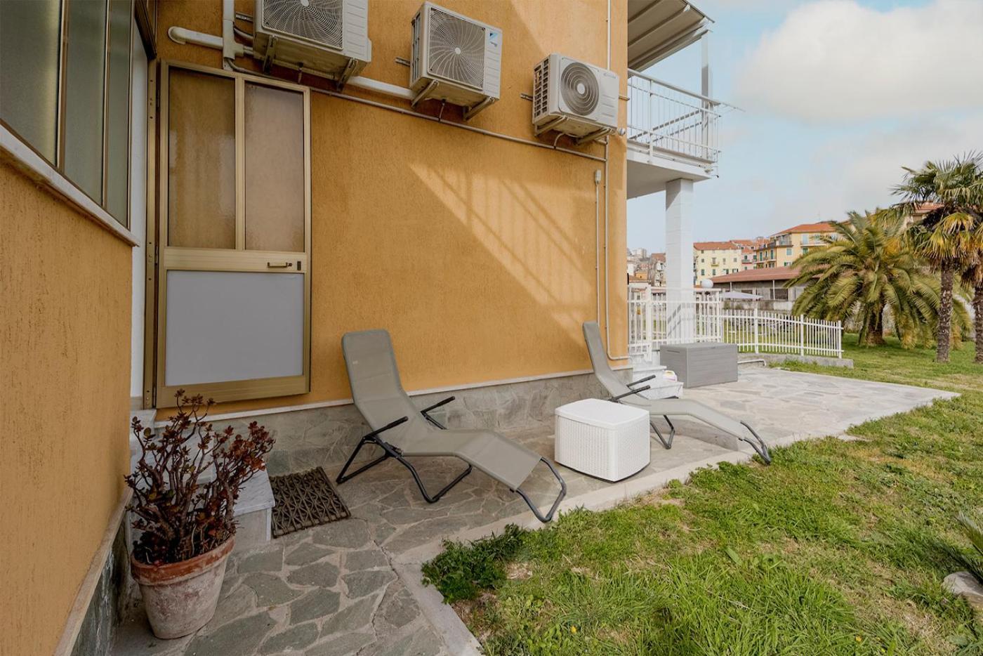 Il Gattino Di Porto - Apt 3 - Monolocale Veranda Piscina Імперія Екстер'єр фото