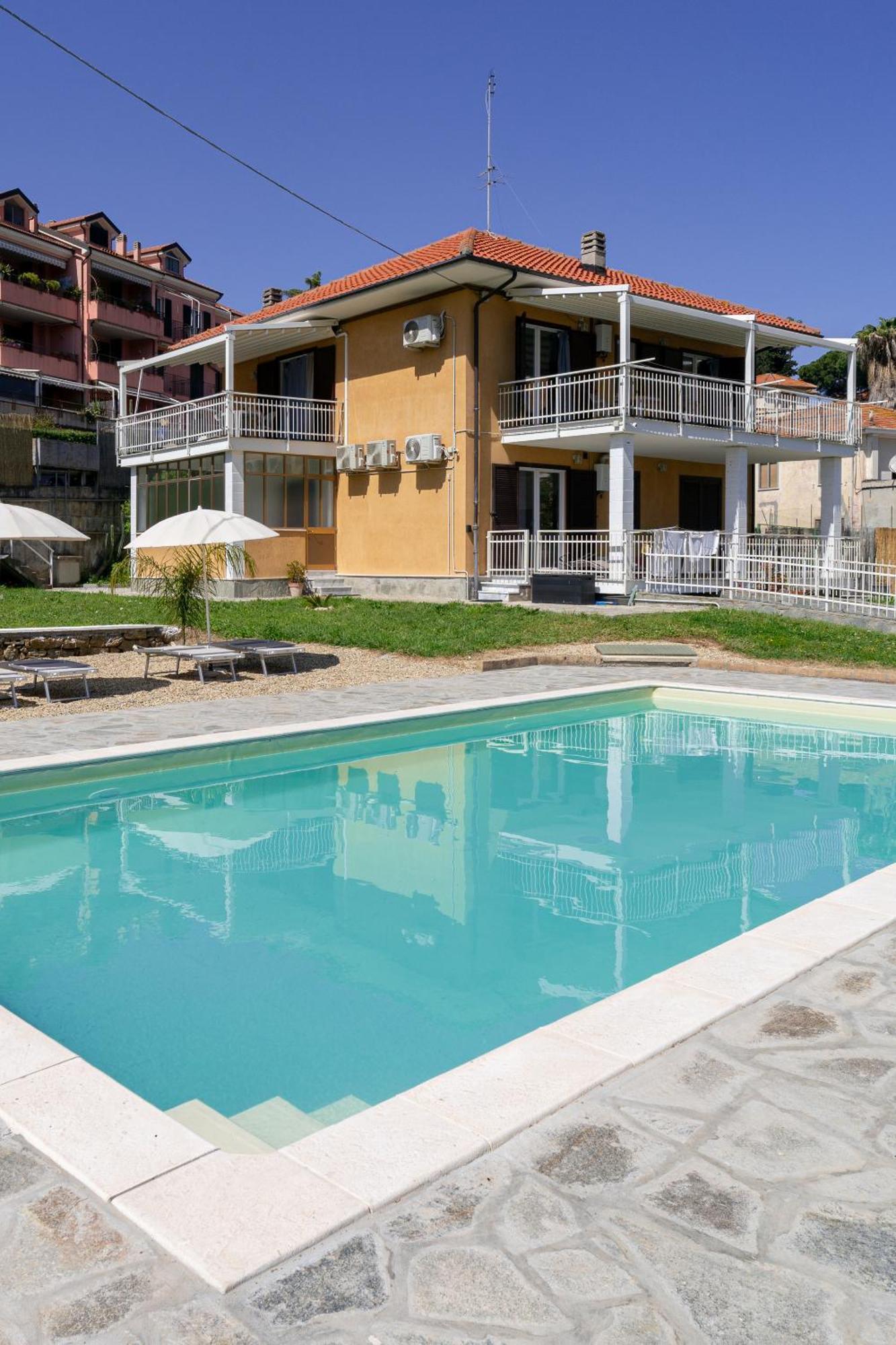 Il Gattino Di Porto - Apt 3 - Monolocale Veranda Piscina Імперія Екстер'єр фото